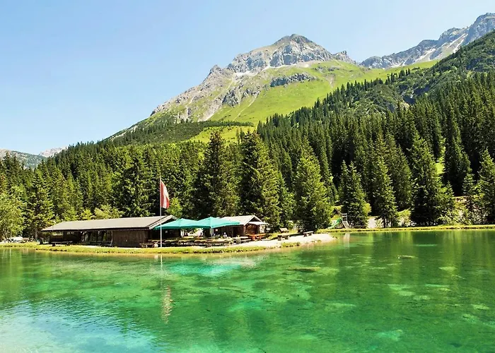 Guest house Auerhahn Lech am Arlberg